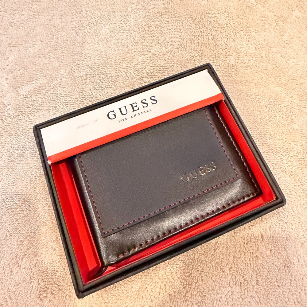 NWT Guess Men's Black Wallet